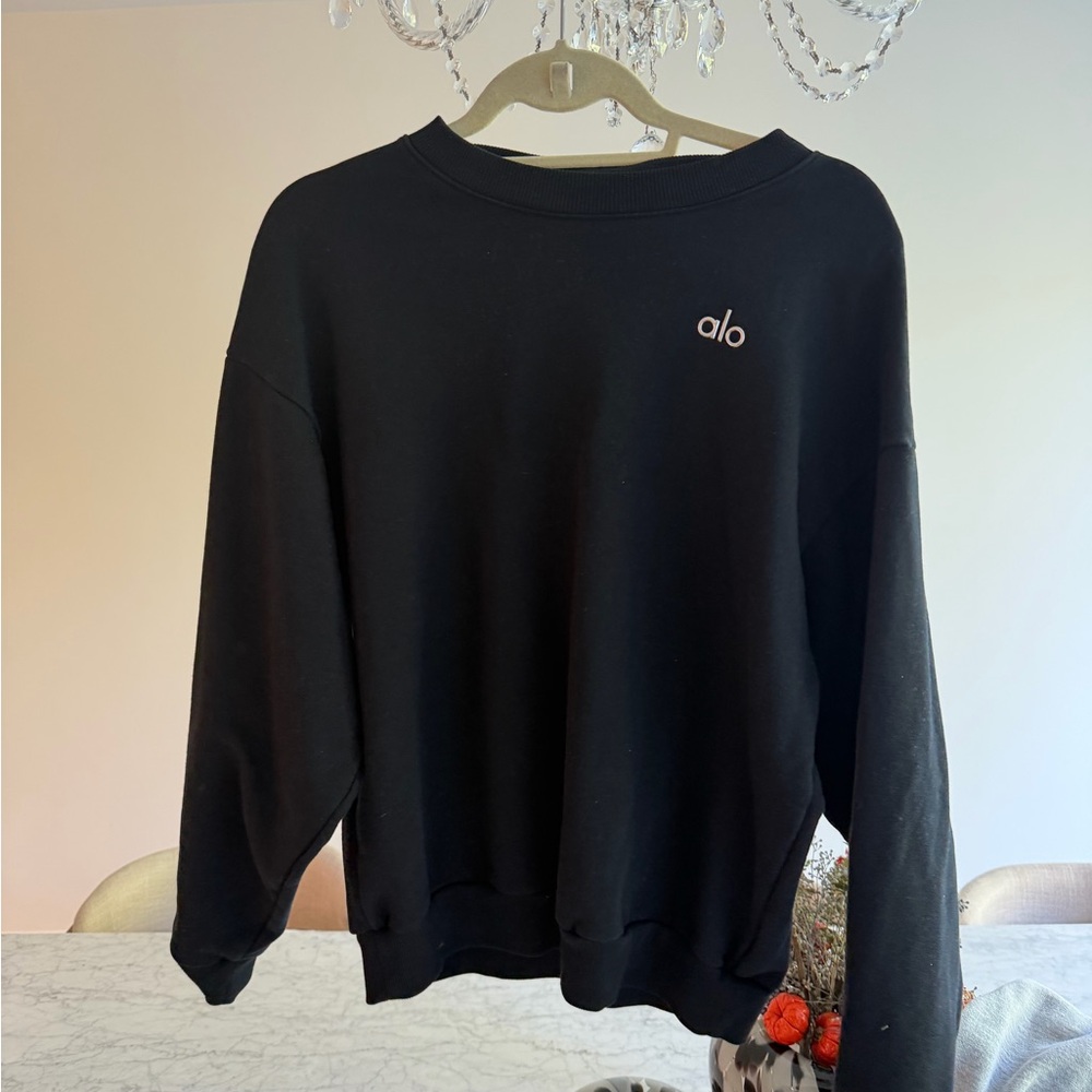 ALO Yoga Black Crewneck Sweater